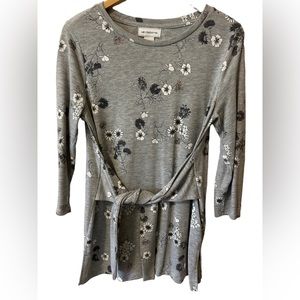 Liz Claiborne Crew Neck Top With Ties in the Front -Size Medium - Floral Design